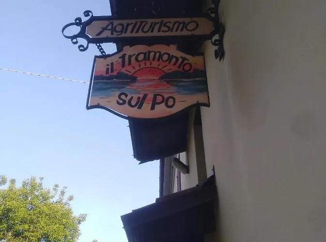 Il Tramonto Sul Po * Calendasco